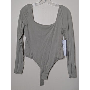 Lululemon Bodysuit Women's M Taupe Square-Neck Long Sleeve Bodysuit New With Tag